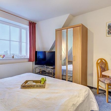 Haus Ostseeglueck - Ferienwohnung Mittagssonne Mit Gemeinschaftssauna ลอดดิน ภายนอก รูปภาพ